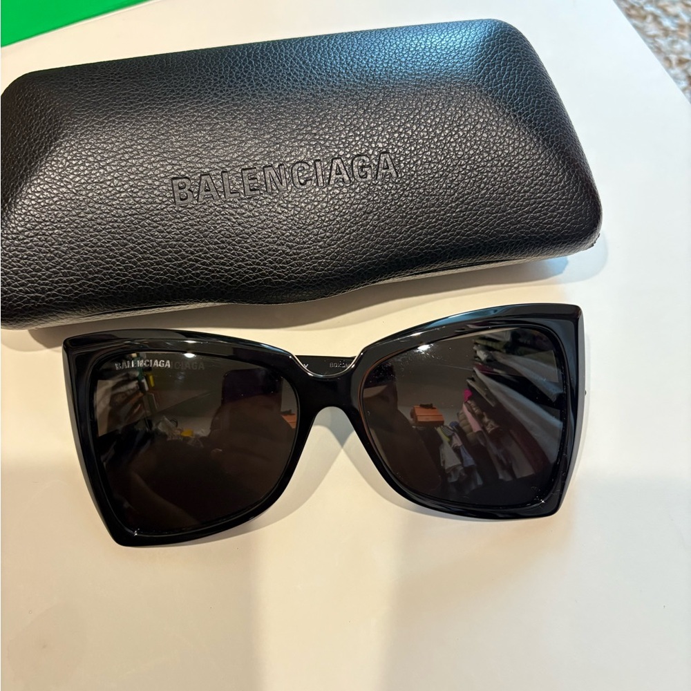 Balenciaga butterfly Black Sunglasses